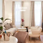 Vadkert Major Hotel 3*