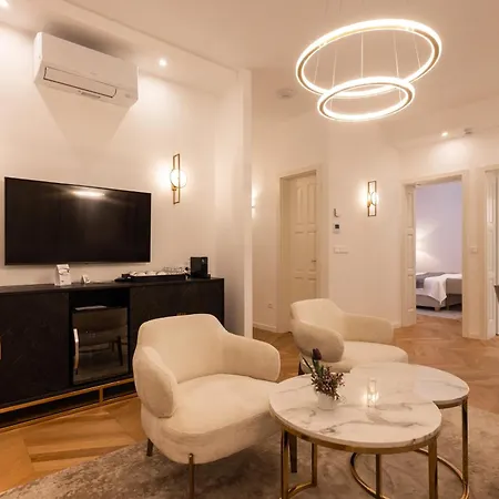 Vadkert Major فندق