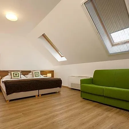 Vadkert Major Hotel 3*